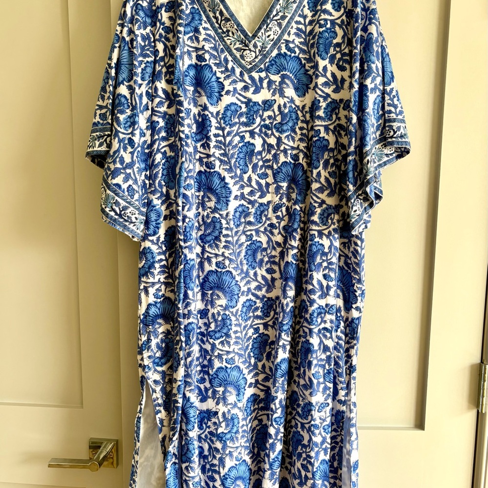 Blue and White Floral Kaftan